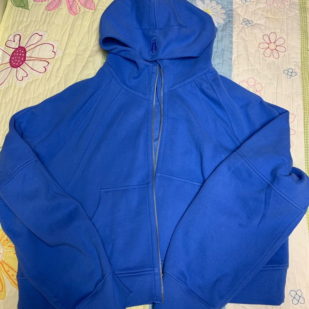 Lululemon blue Nile full zip scuba
